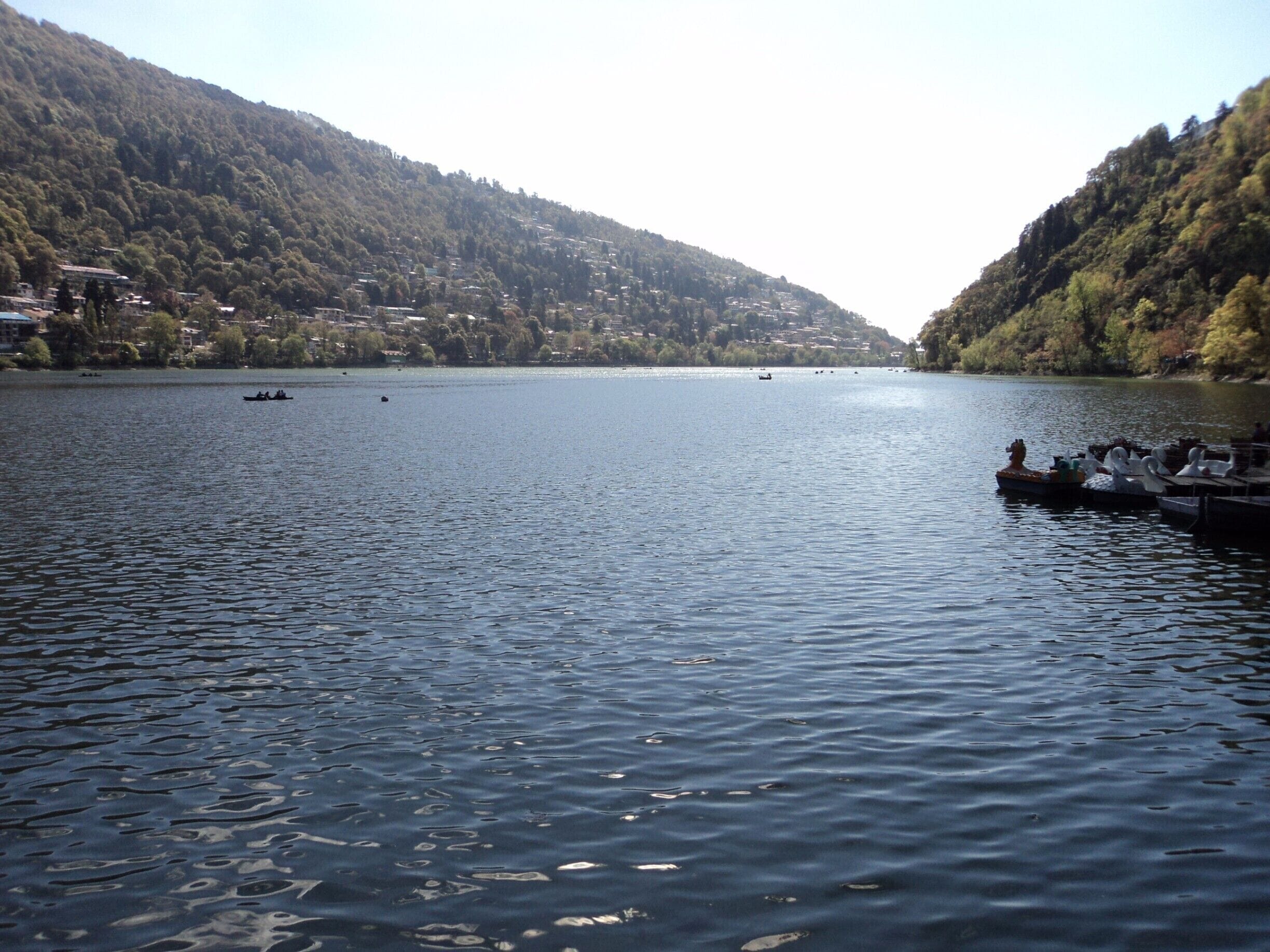 Nainital Lake, Uttarakhand, India.  http://bit.ly/1Pxtv7S

#nainital #lake #uttarakhand #india #hillstation #hillresorts 
