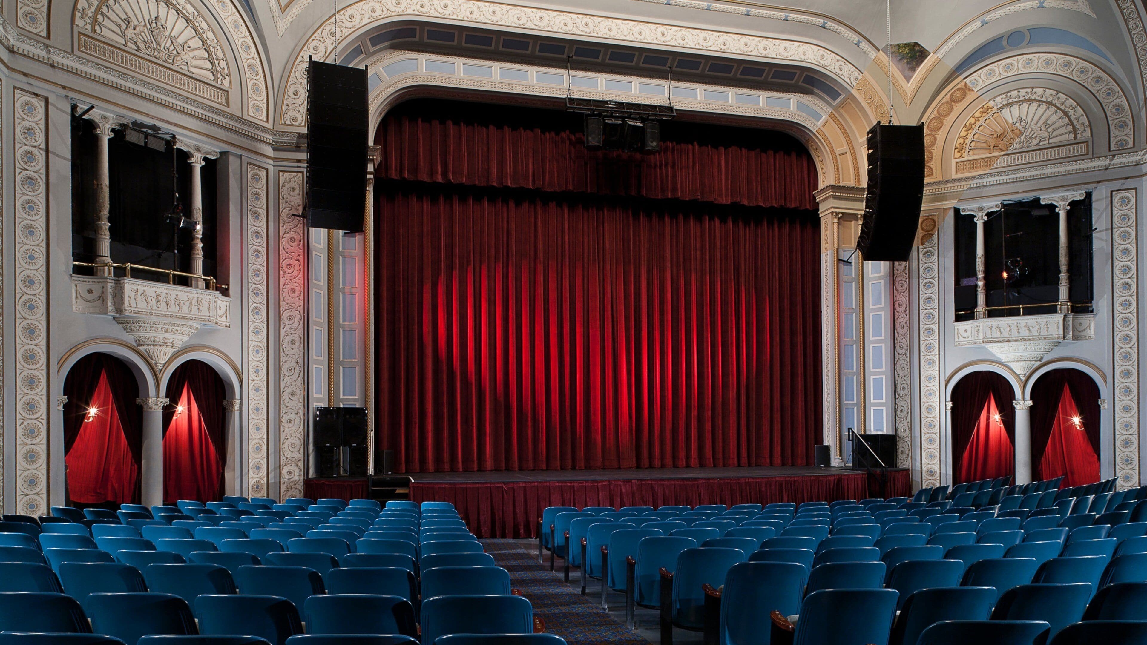Poughkeepsie featuring heritage architecture, interior views and theater scenes