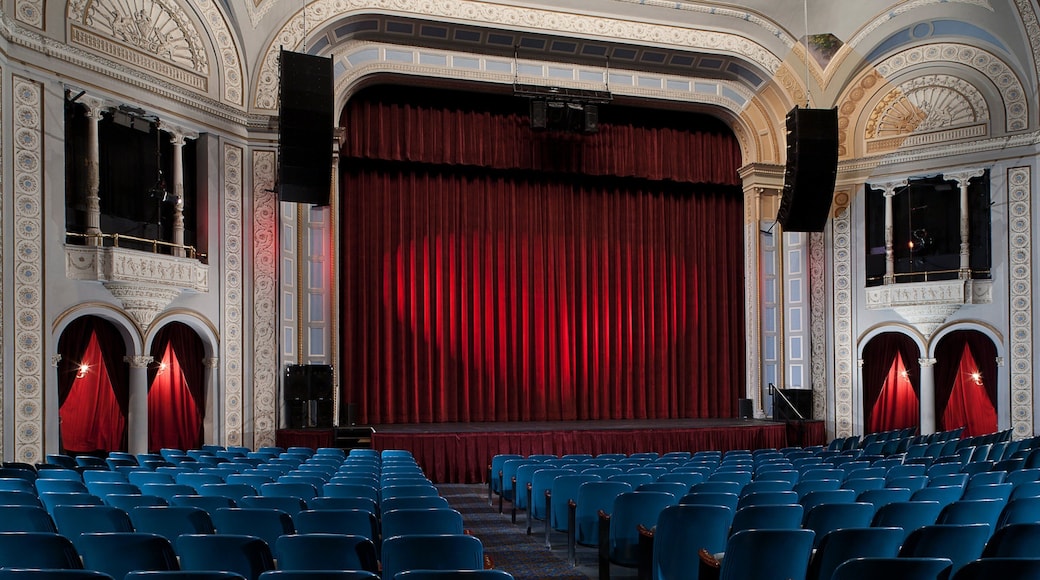 Poughkeepsie featuring heritage architecture, interior views and theater scenes