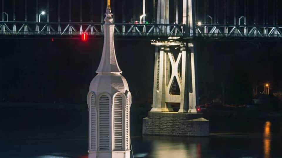 Looking south at the Poughkeepsie bridge.