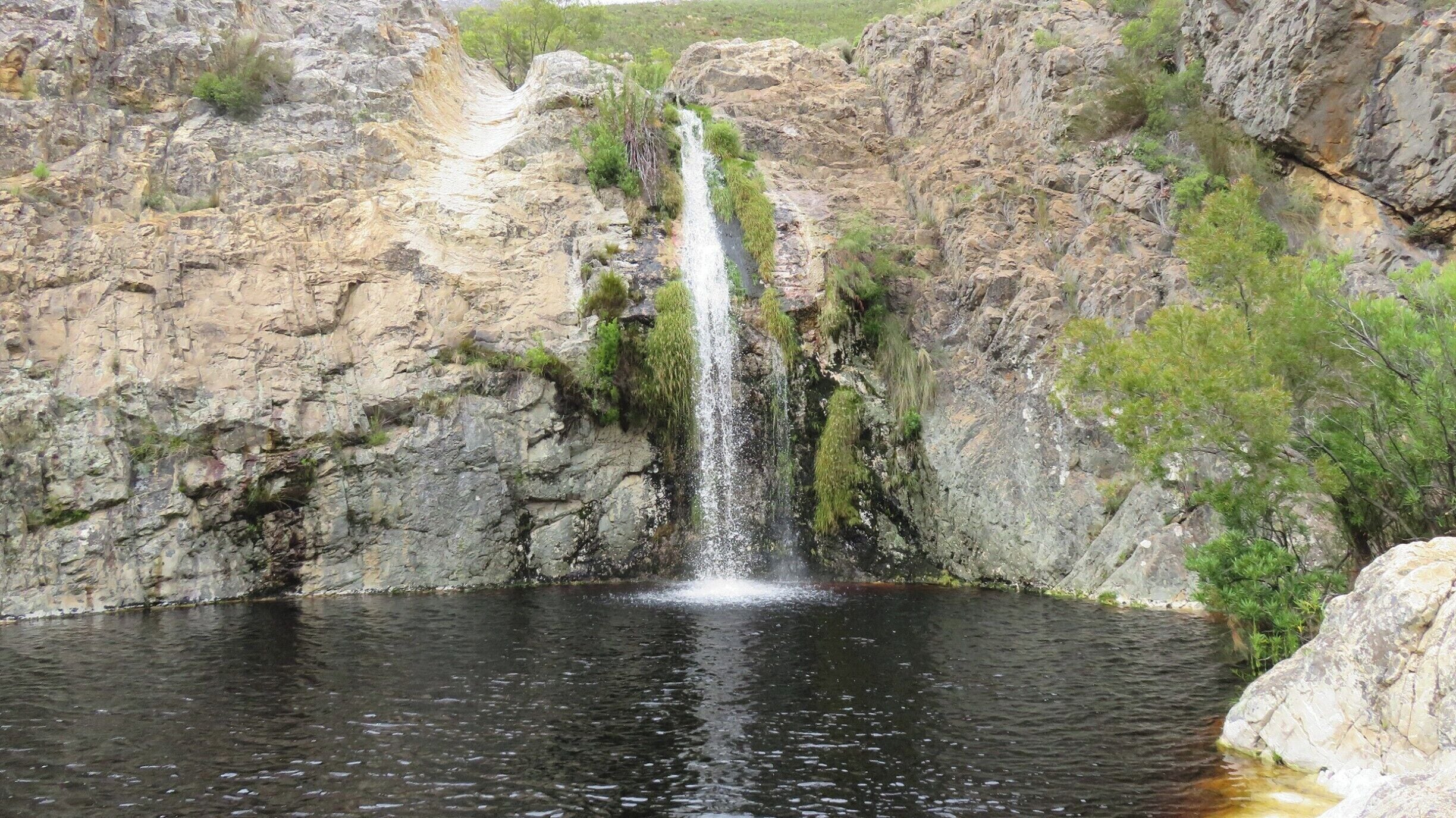 Stunning pool on the hiking route