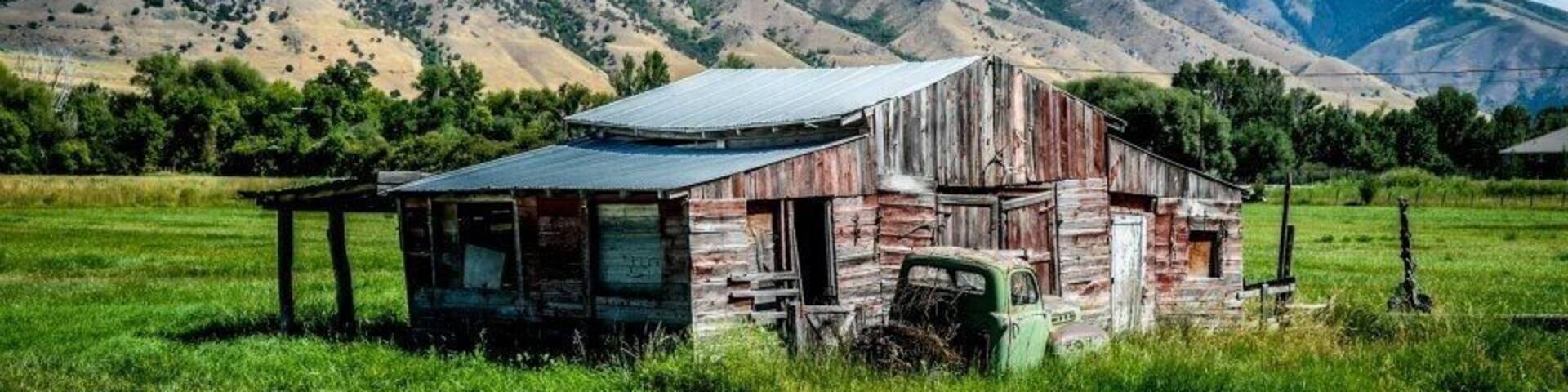 Love the old barns and buildings in this area
