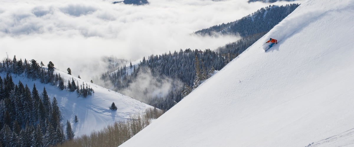 Canyons Resort featuring snow skiing, tranquil scenes and snow