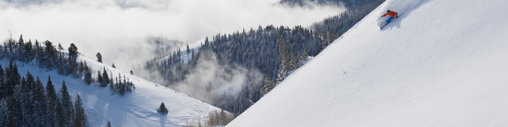 Canyons Resort featuring snow skiing, tranquil scenes and snow