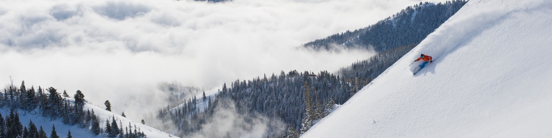 Canyons Resort featuring snow skiing, tranquil scenes and snow