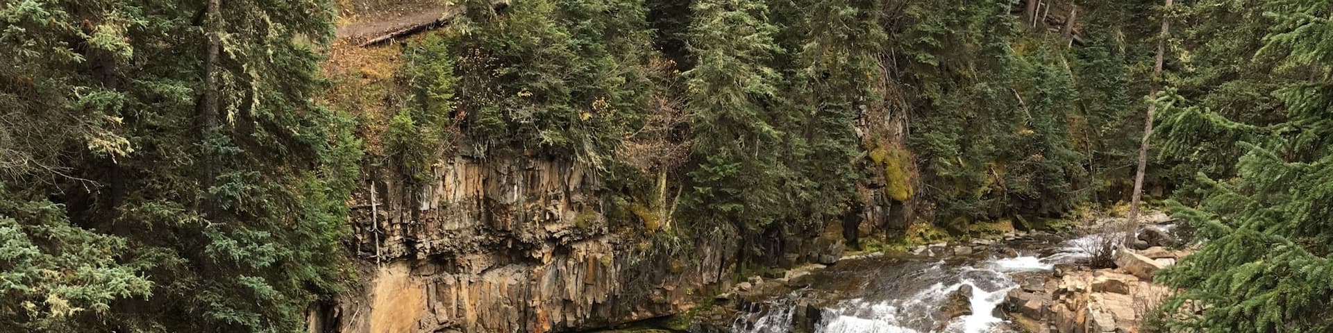 Ousel Falls Park Trail is a 1.6 mile lightly trafficked out and back trail located near Gallatin Gateway, MT that features a waterfall and is good for all skill levels.