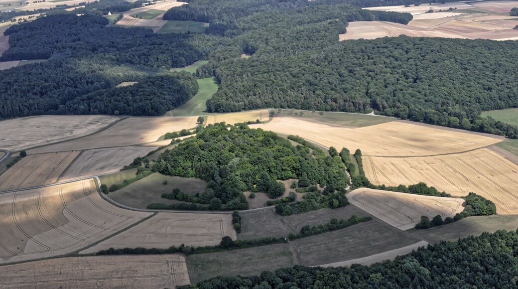 Bilder vom Flug Nordholz-Hammelburg 2015: Der BĂŒchelberg bei Hetzlos.
