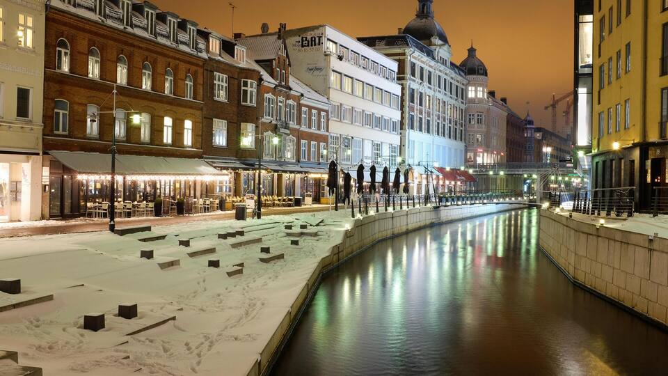 E67WFA Water channel, covered with snow, in the city center of Aarhus, Denmark, Europe