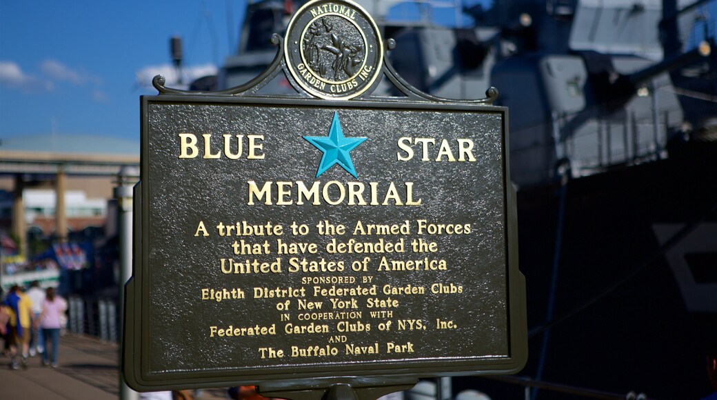 Cataratas do Niágara - oeste de Nova York que inclui sinalização