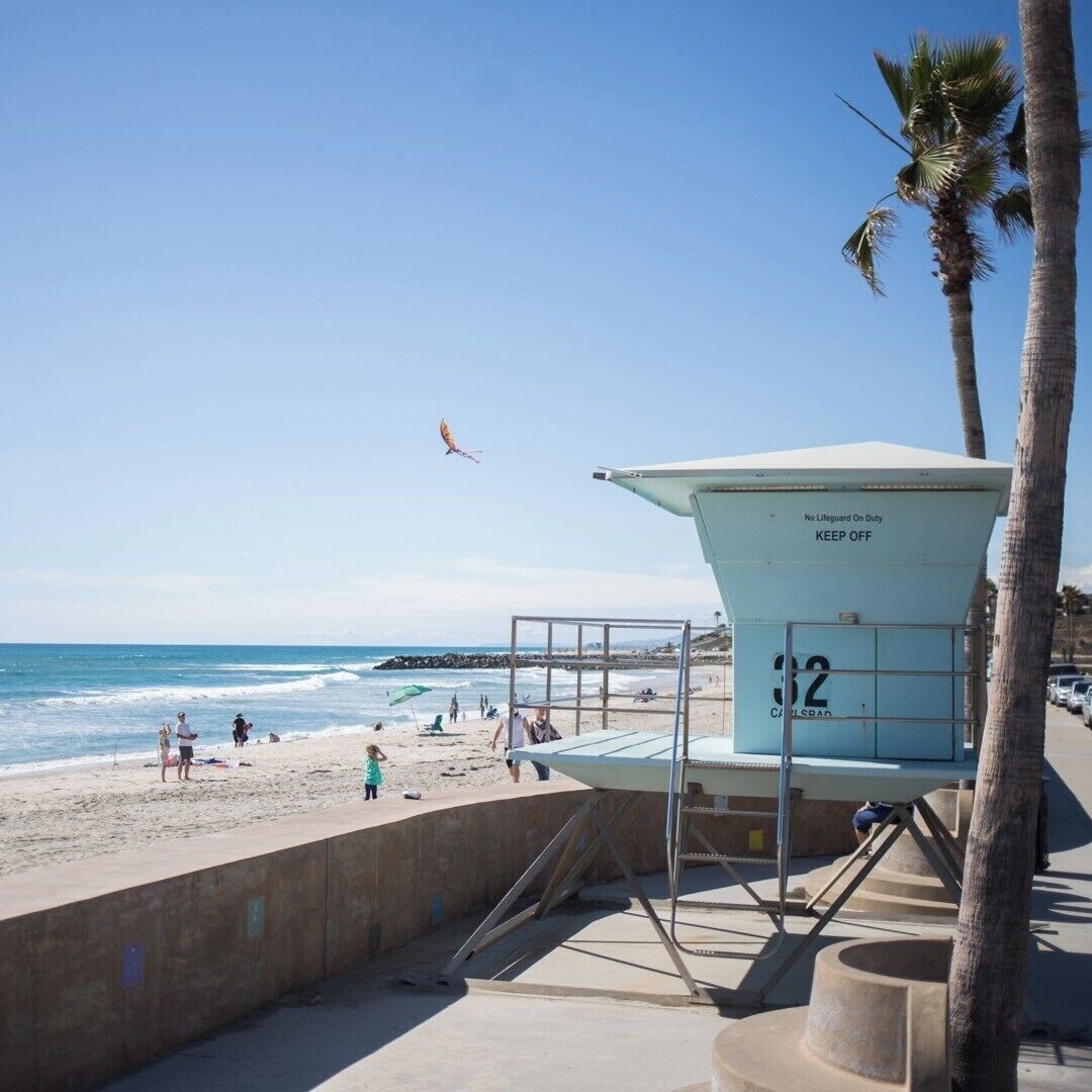 This beach is right along Carlsbad Blvd and is a great place to stop and enjoy the pacific with a family. 

#LifeAtExpedia