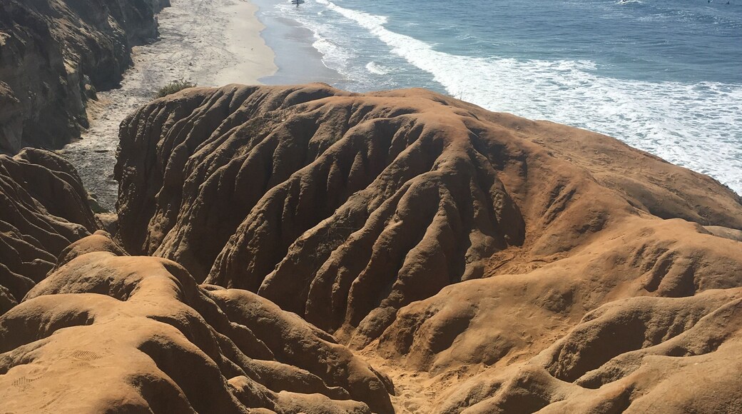 Nice walking beach- good for surfing- beautiful sand cliffs