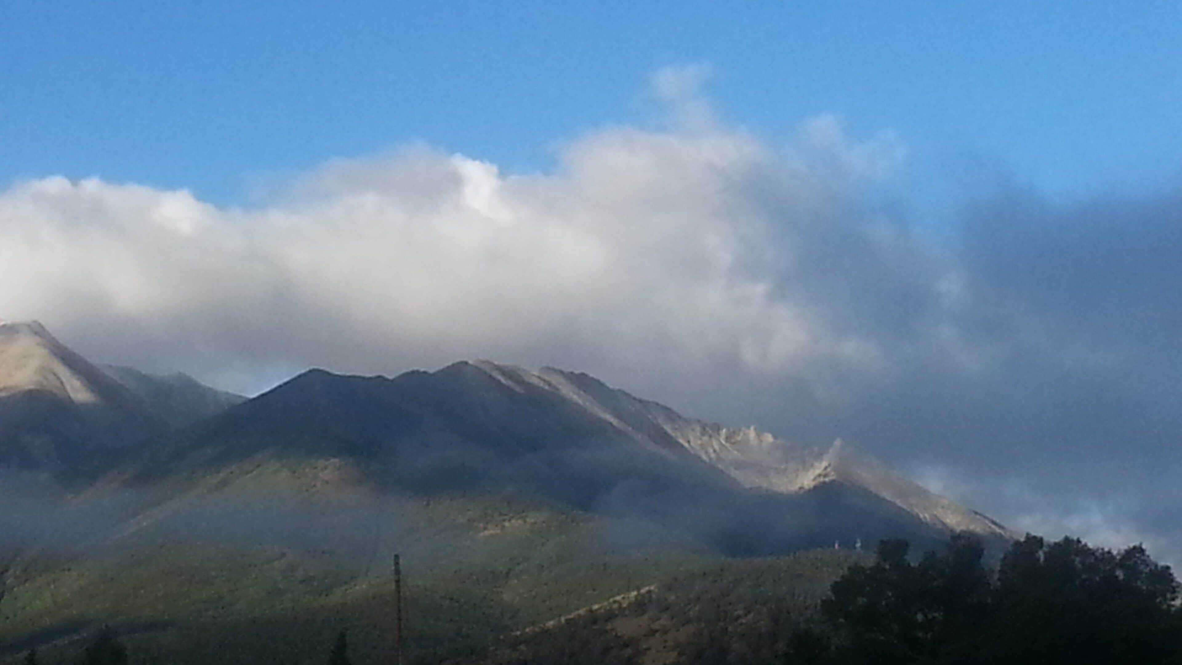 Buena Vista showing mist or fog and mountains