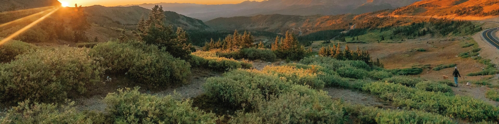 Snapped this beautiful sunset on our way back to Buena Vista from Crested Butte.
#trovember #week3 #thegreatoudoors