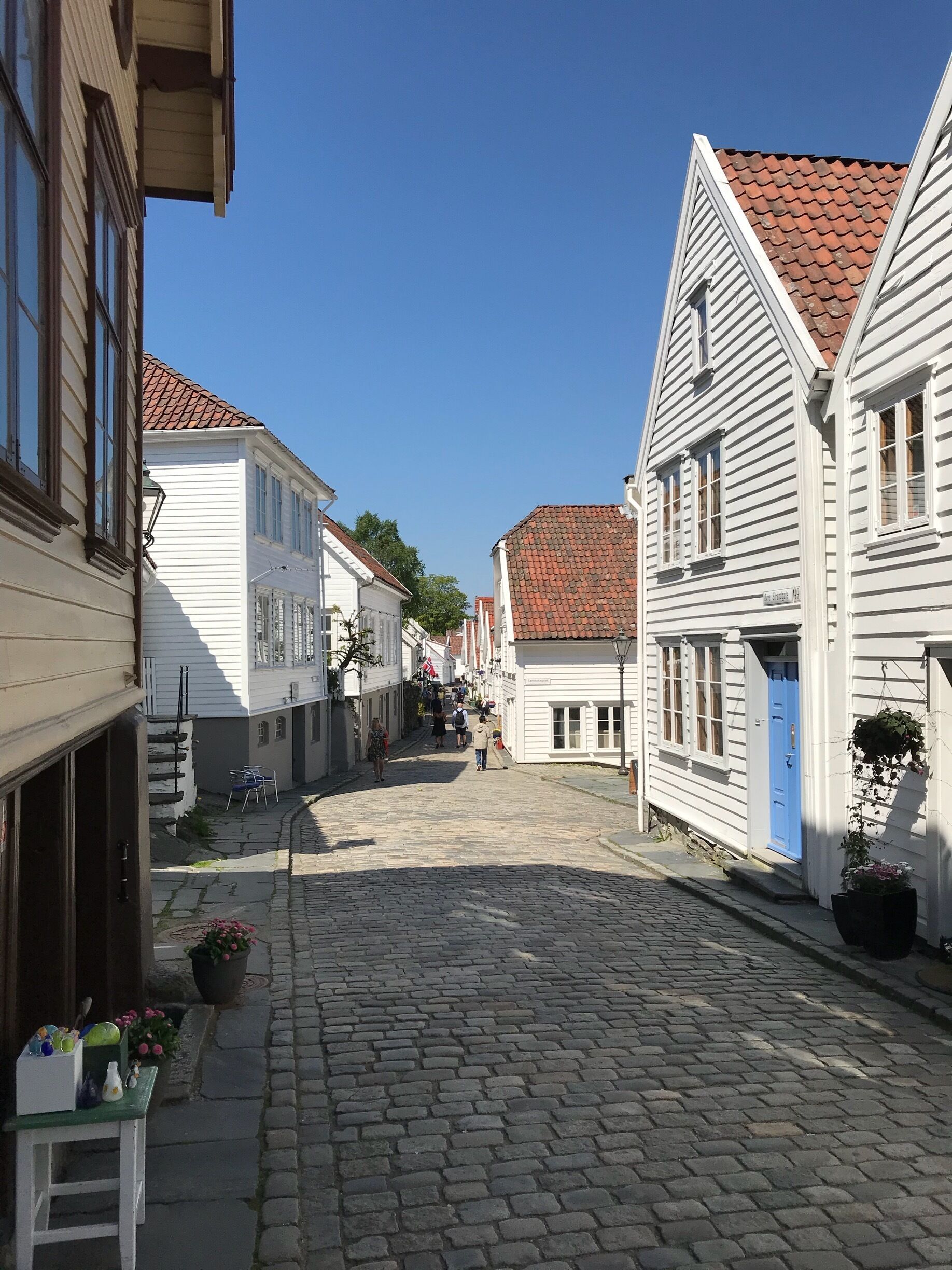 A beautiful walk around Old Stavanger in the sunshine 