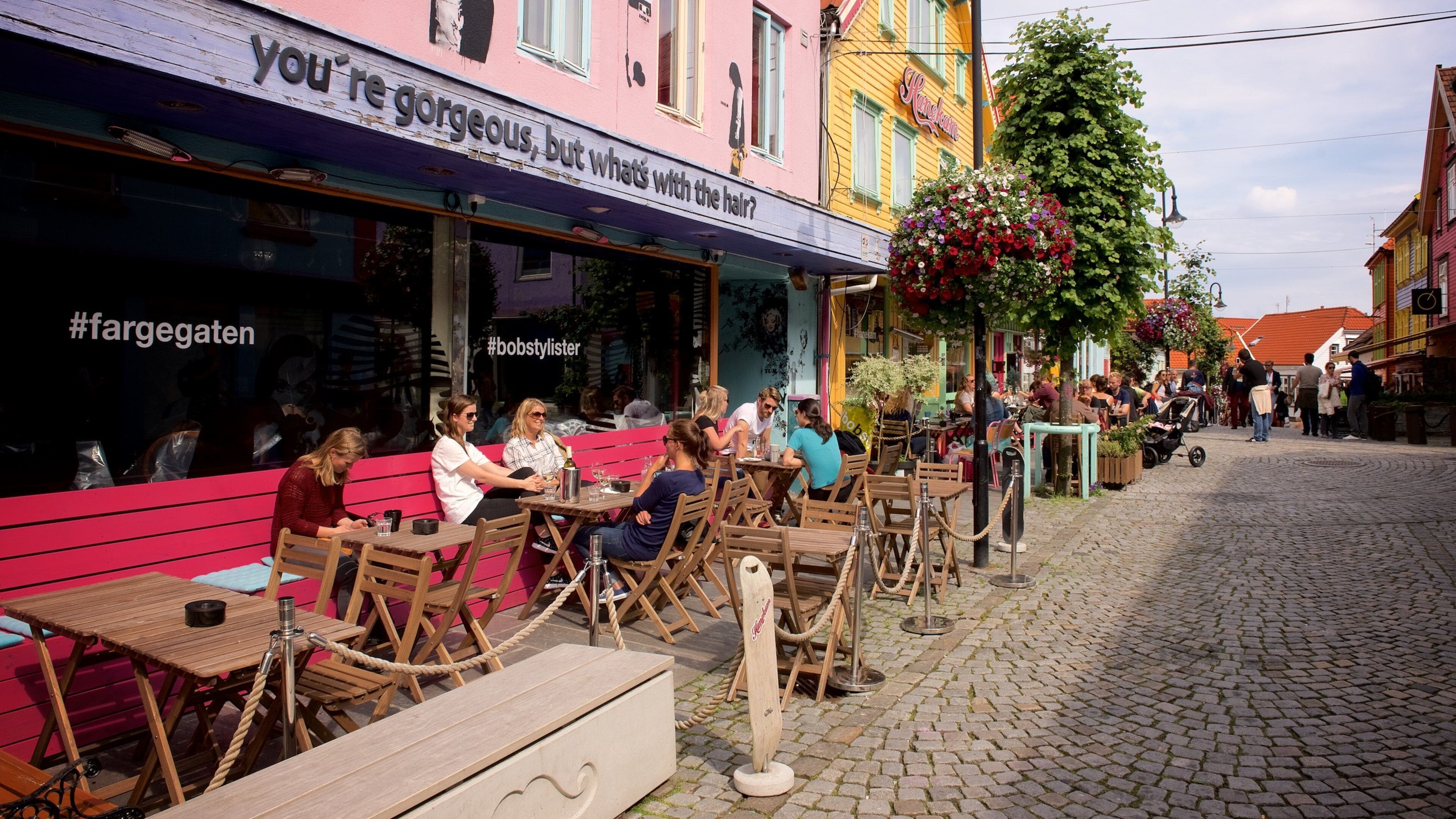 Stavanger which includes cafe scenes, outdoor eating and a small town or village