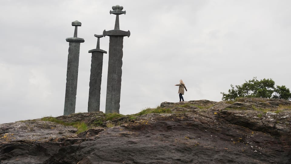 Stavanger fasiliteter samt utsikt, minnesmerke og monument