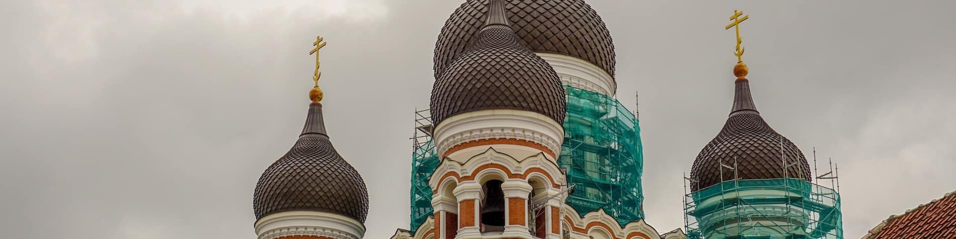 Closer view of the striking cupolas of the Alexander Nevsky Cathedral, Tallin, Estonia (Aug 2014).