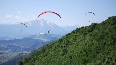 Glenwood Springs featuring landscape views and mountains