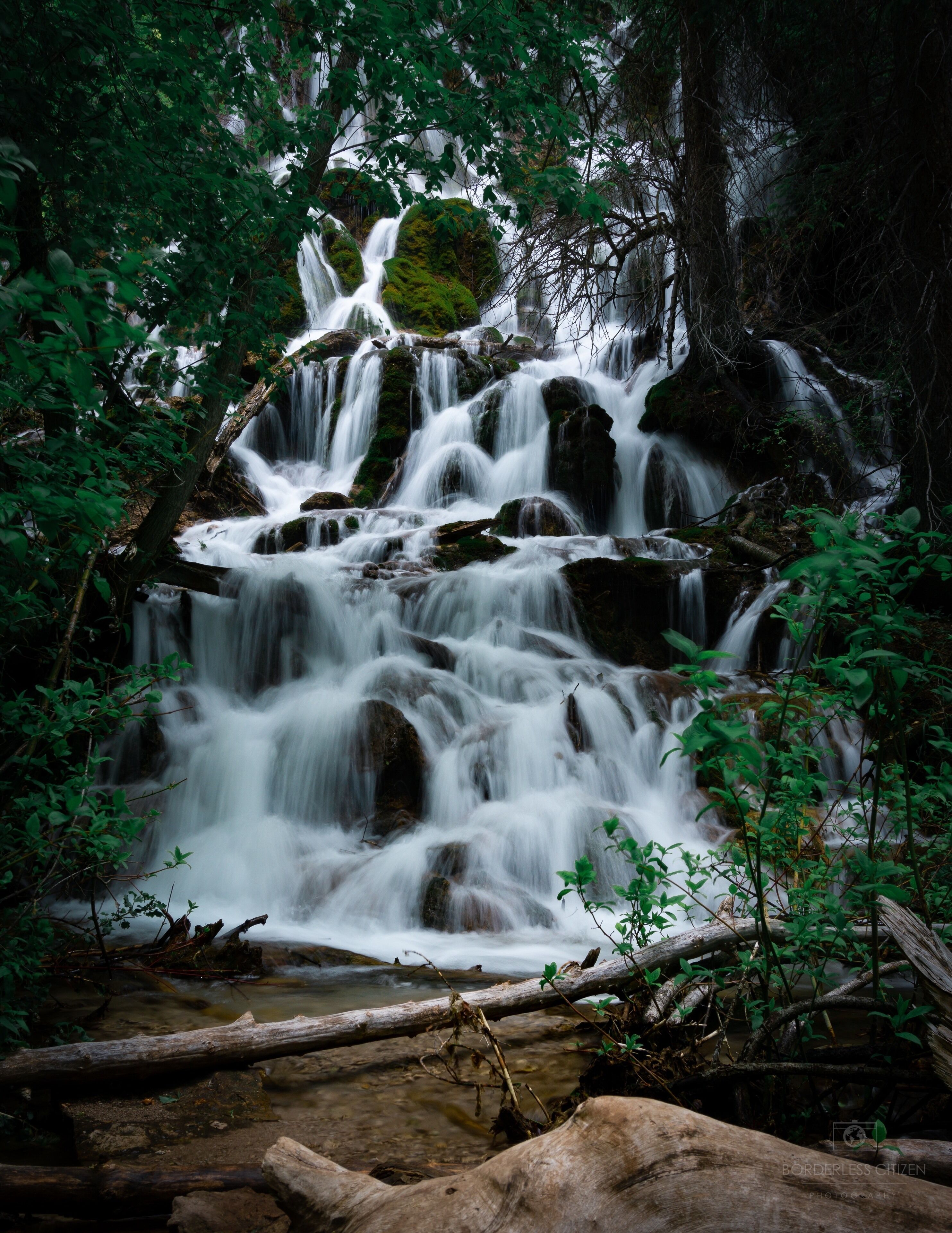 Not only the lake is gorgeous on this hike.