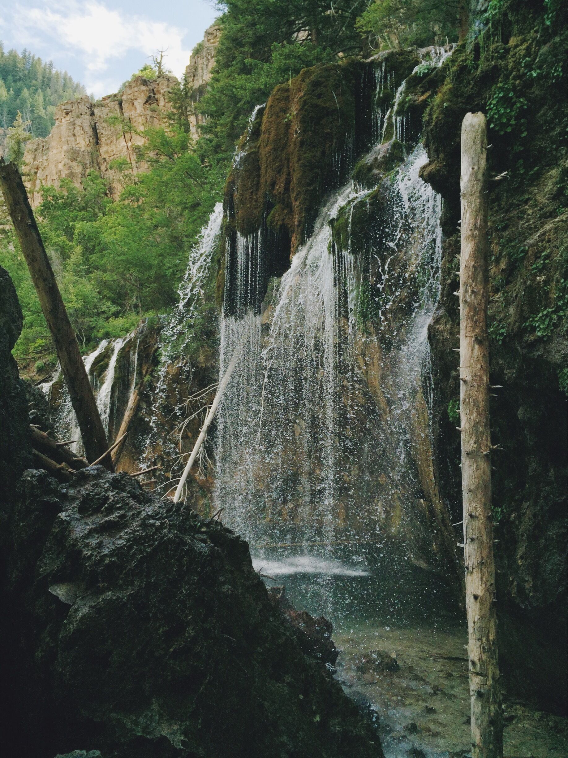 Hanging Lake- the hike is worth the view!! #hiking
#hanginglake #colorado