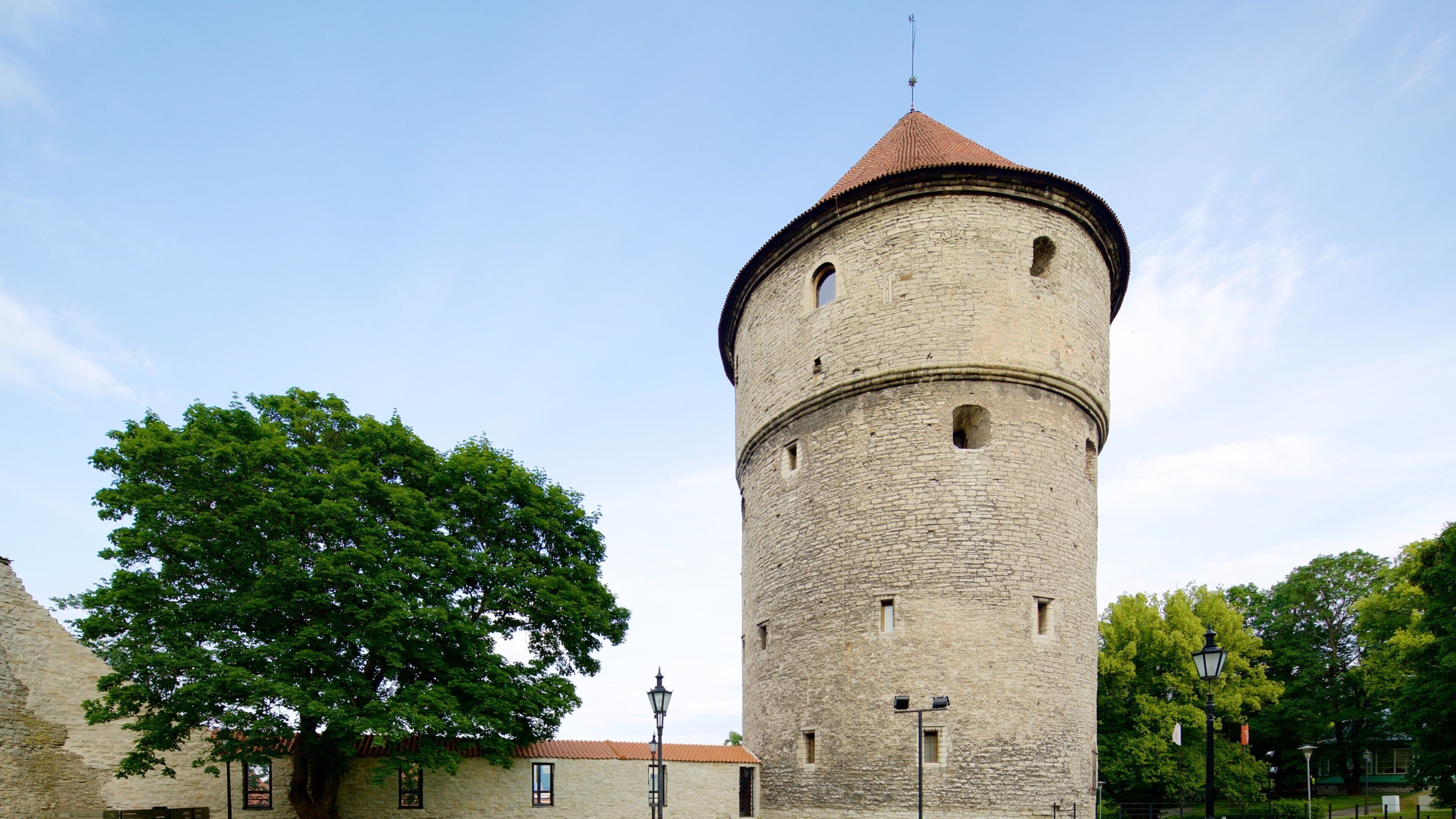 Old Town which includes heritage architecture