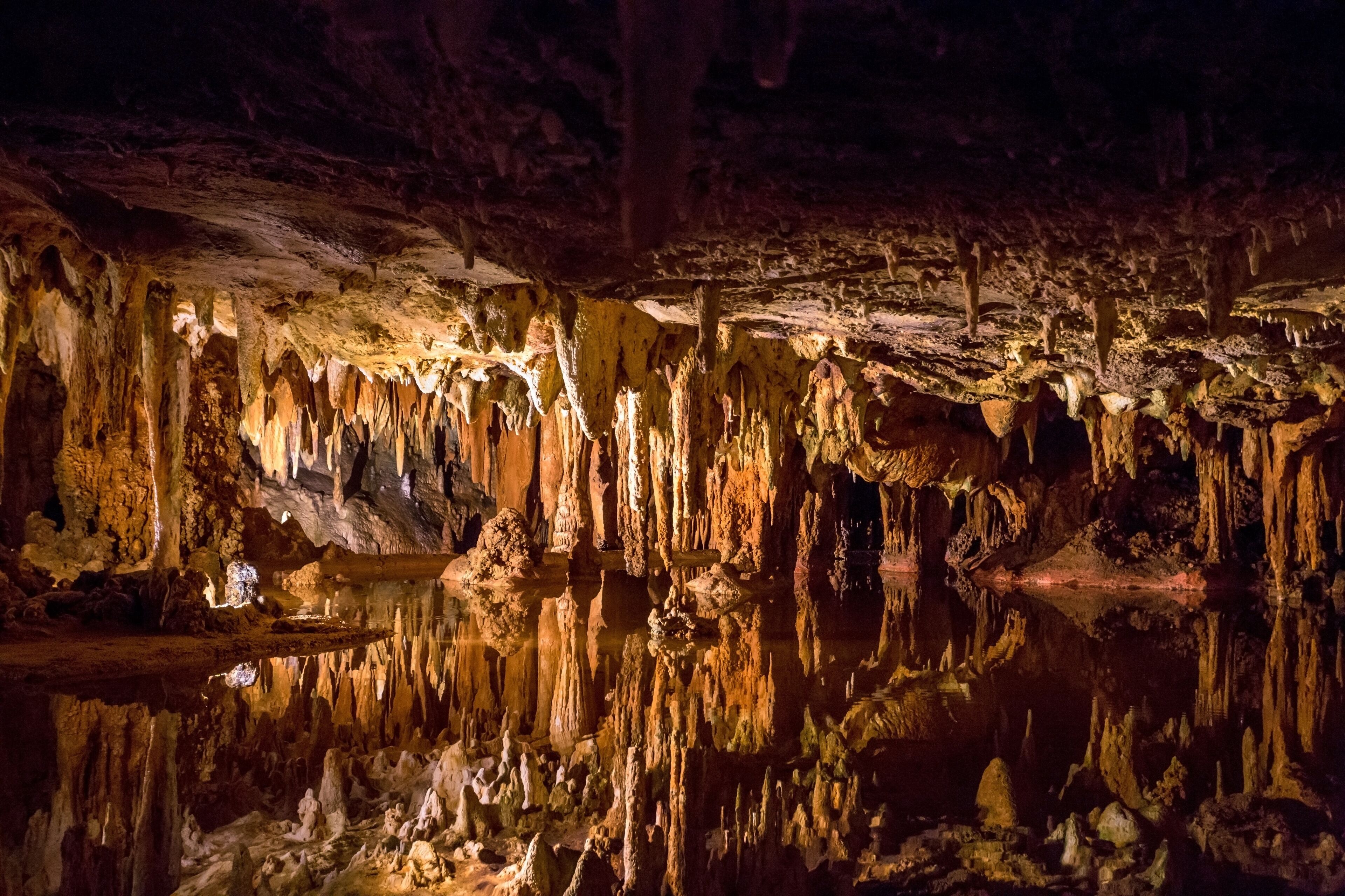 Dream Lake with stalactites in Luray Caverns, Virginia