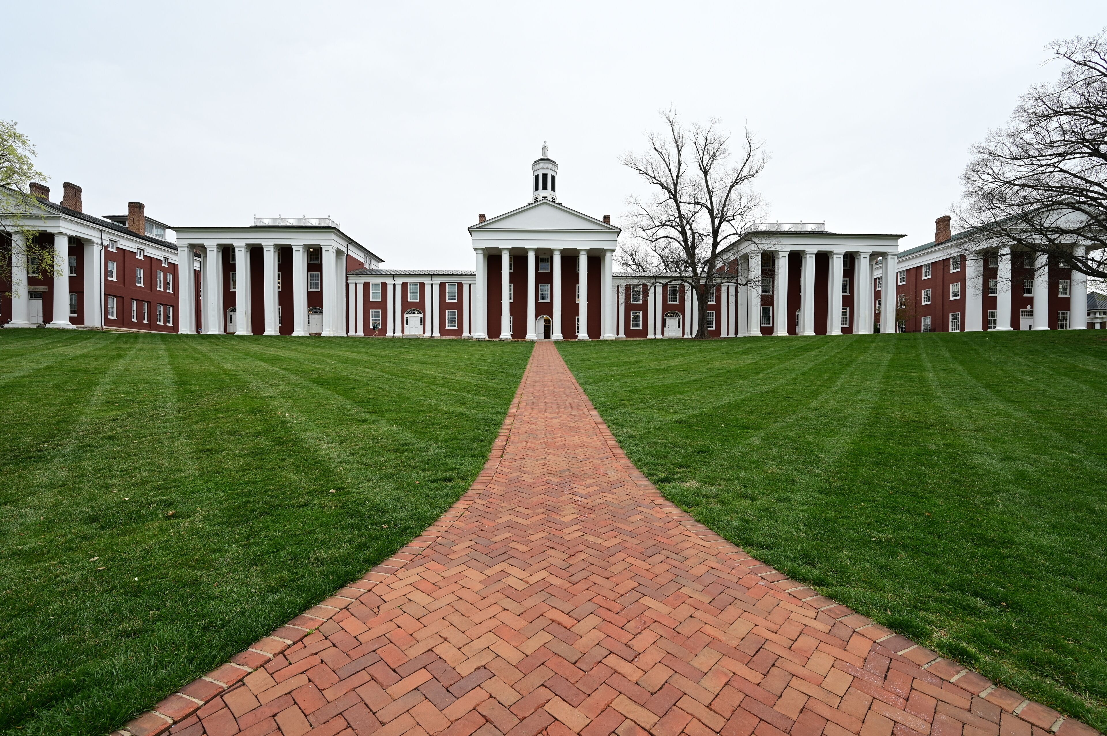 Facade of an American University in Lexington, Virginia. 