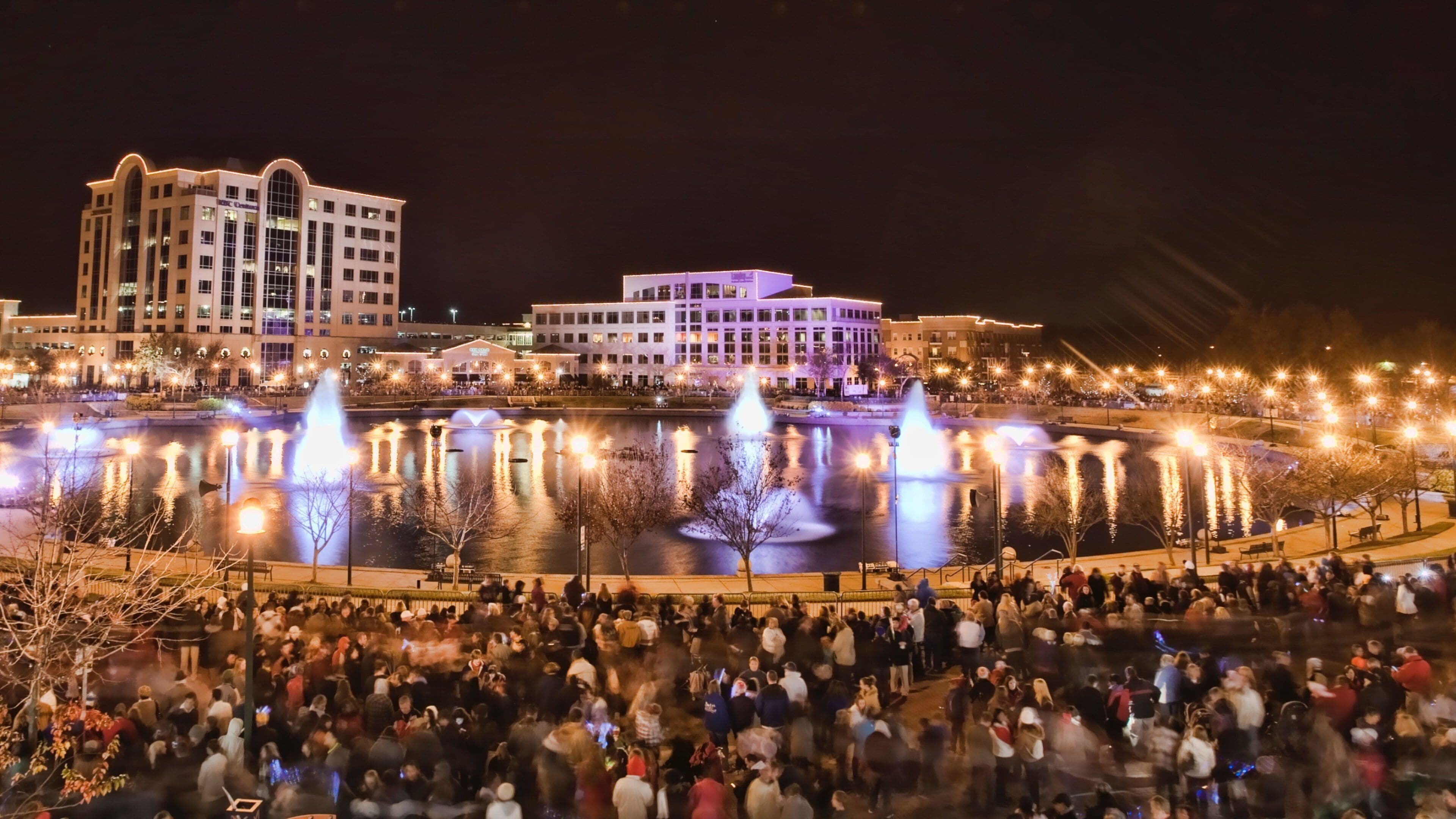 Newport News which includes a festival, a city and a fountain
