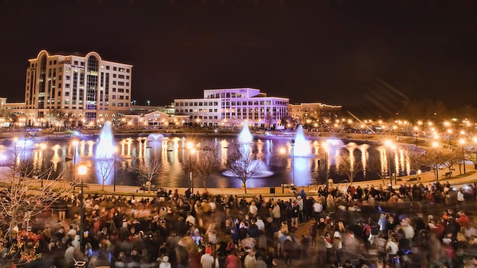 Newport News which includes a festival, a city and a fountain