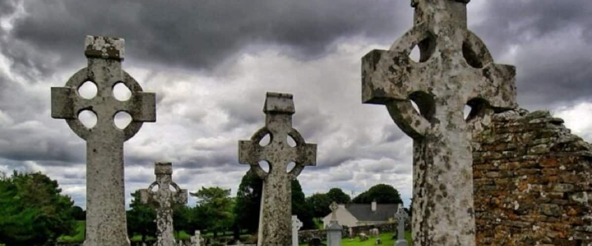 I believe this is the location. This cemetery and partially destroyed surroundings were absolutely beautiful. I was on a tour of southern Ireland. It was just a weekend trip, but it was beyond beautiful. If you are able, take a trip. From London with a small plane flight it was very affordable. I wish I could have spent more time here.