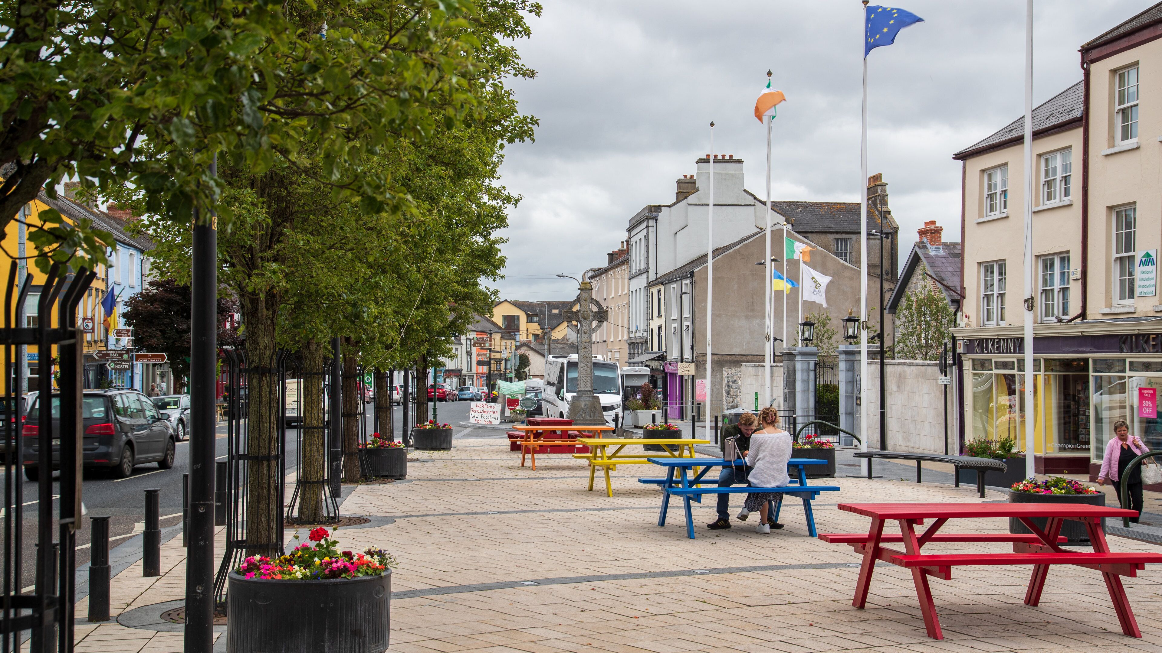 Cashel which includes a city