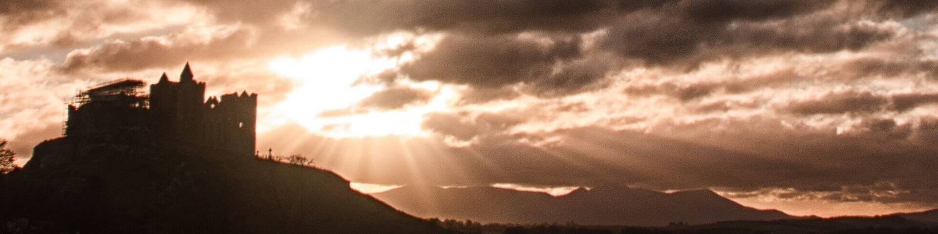 #tipperary #clouds #colour #rockofcashel #light