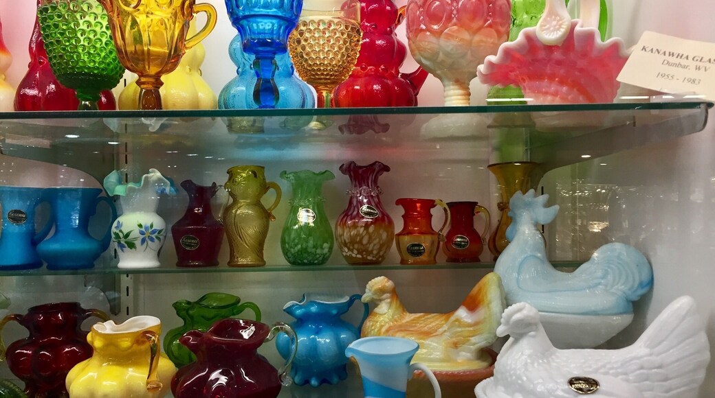 A worthwhile stop if you should ever find yourself in this area. They have over 18,000 items on display and chronicle American glass made from 1860-1990; the majority of it made in this area.