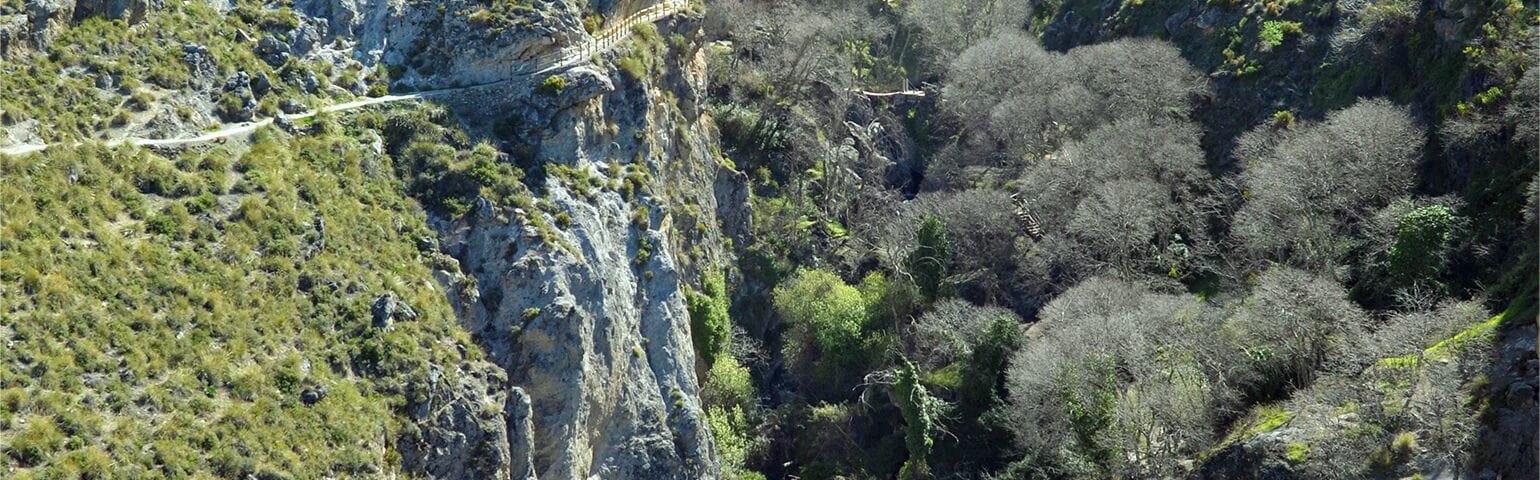 Los Cahorros. Río Monachil (provincia de Granada).