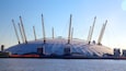 O2 Arena 其中包括 現代建築 和 河流或小溪