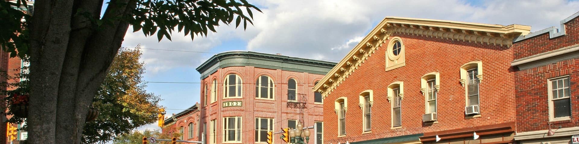 Martinsburg Hotel Guide