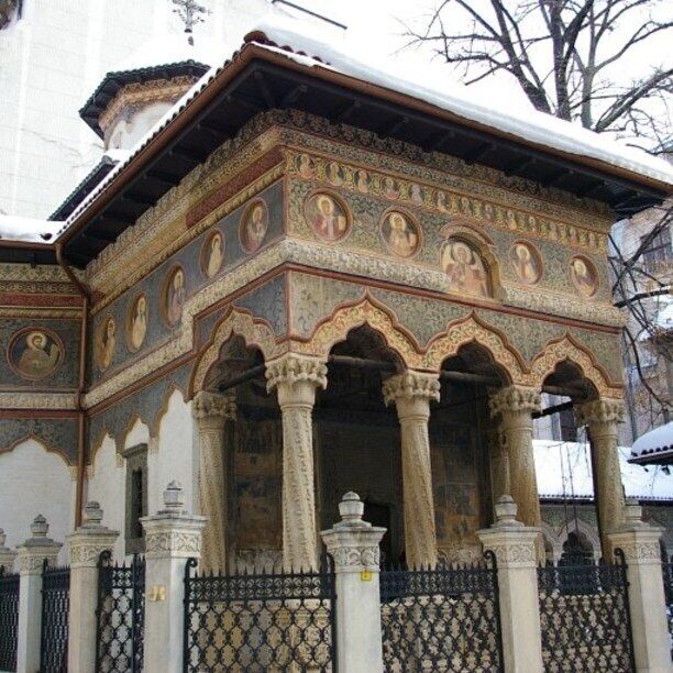 The Stabropoleos Monestary is beautiful.

#travel #photography #bucharest #romania 