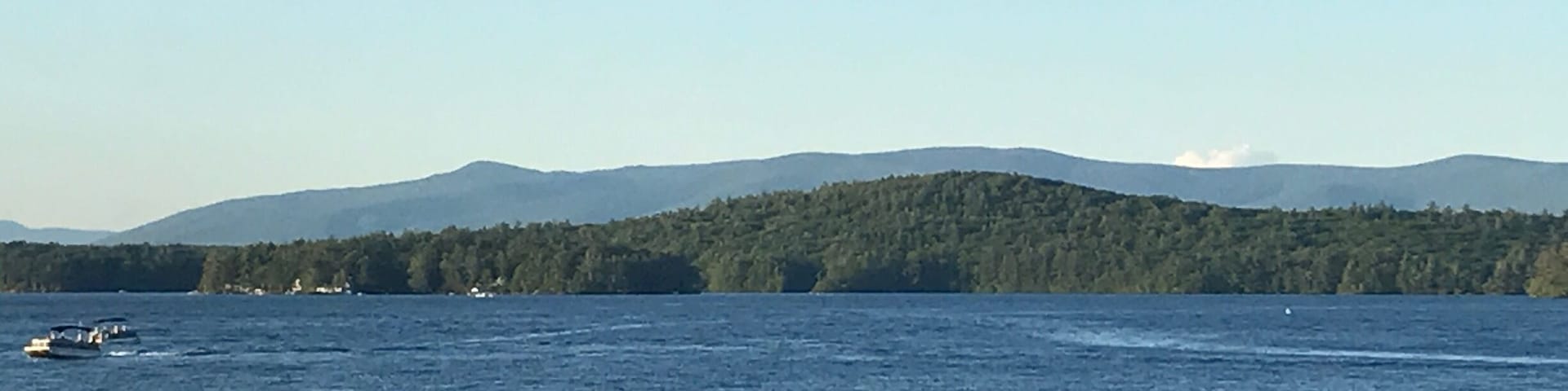 Beautiful beach! Very clean, and the view is amazing!!!
