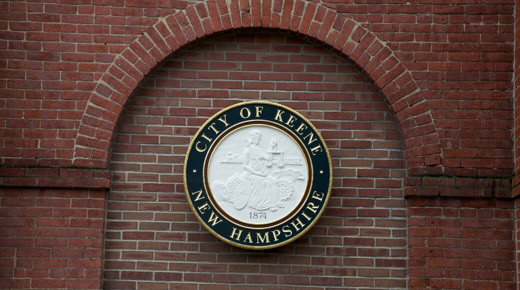 Keene 设有 行政大樓