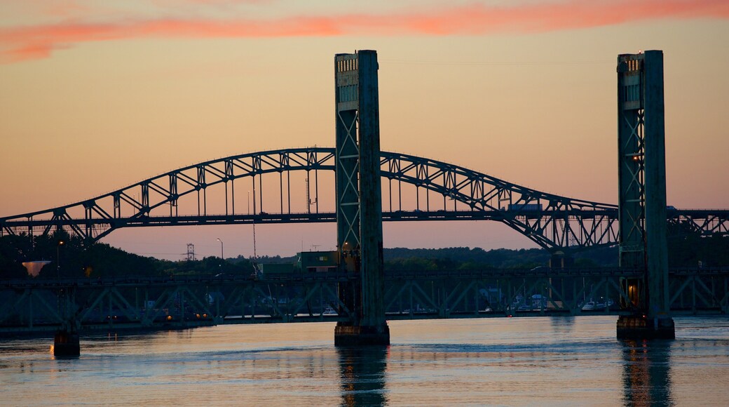 ポーツマス 表示 橋, 夕焼け と 河あるいは小川