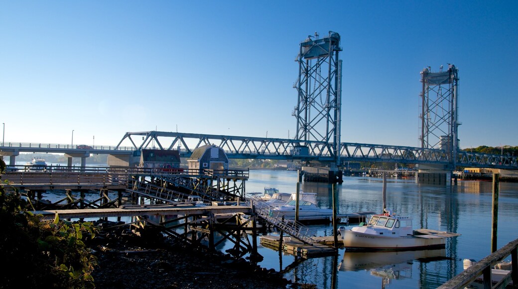 ポーツマス どの含み マリーナ と 橋