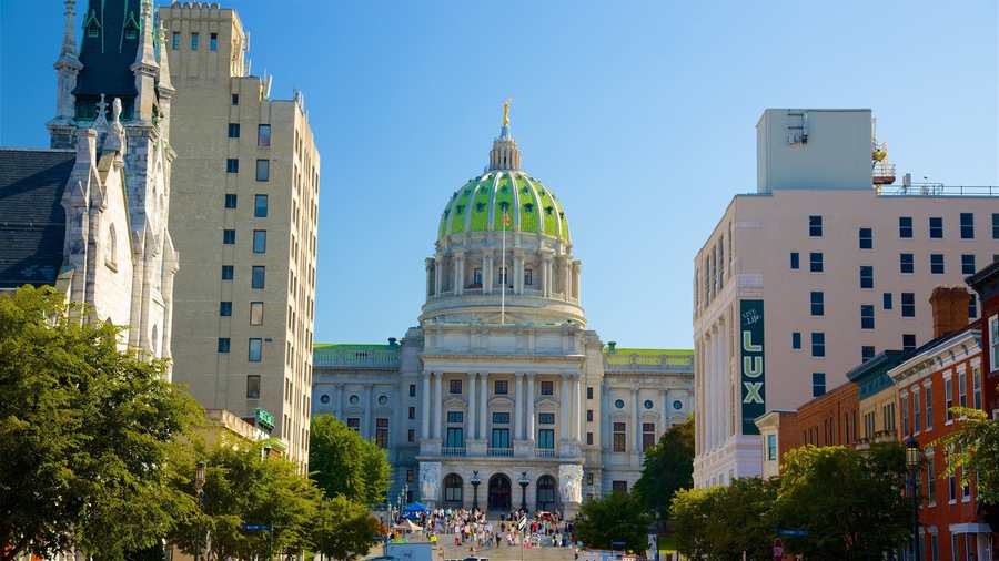 Central Pennsylvania which includes heritage architecture and a square or plaza
