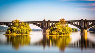 Long exposure of the Veterans Memorial Bridge over the Susquehan
