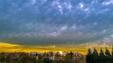 #trovember
#OUTDOORS
A big sky above us!