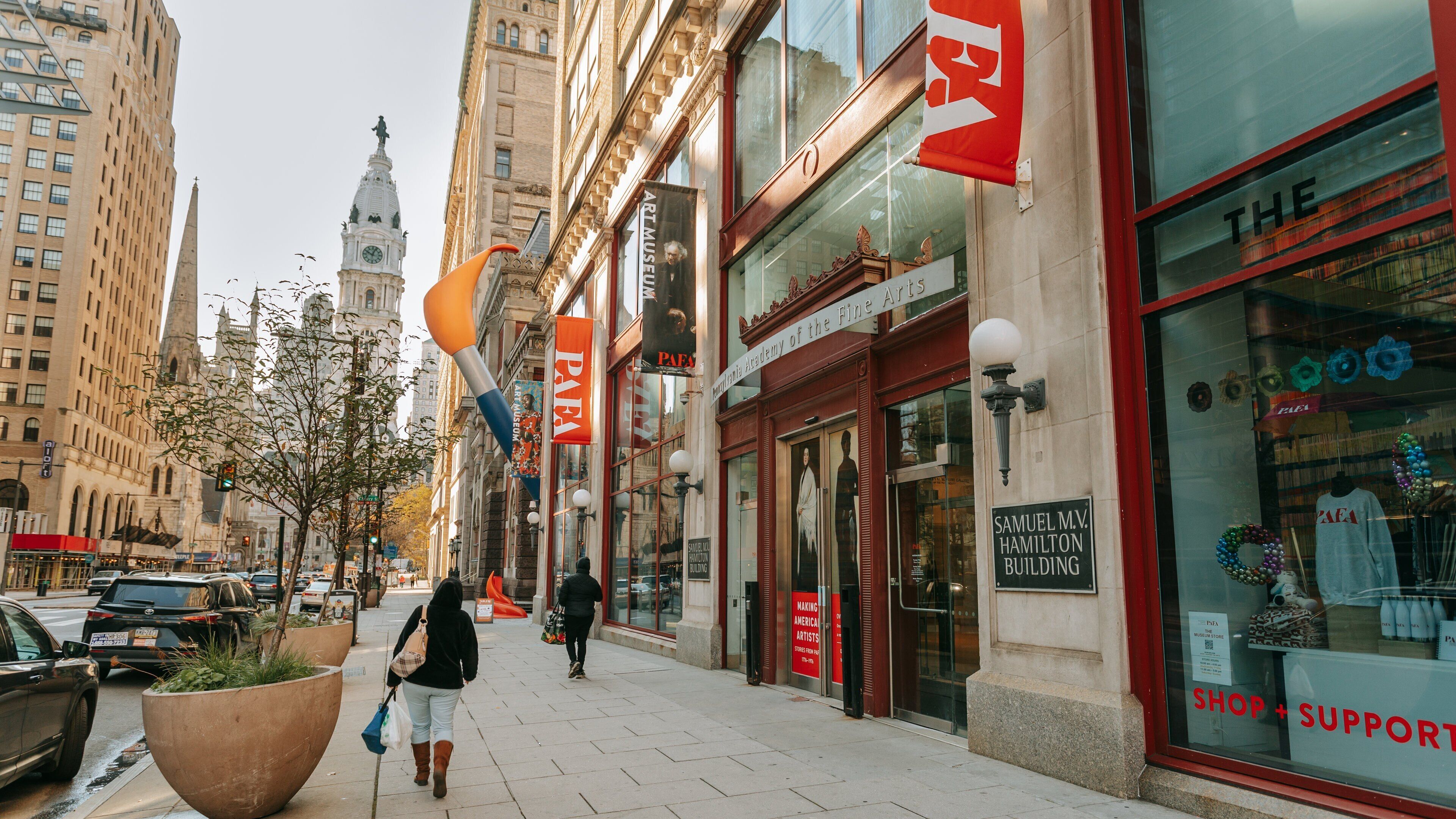 Center City featuring a city and street scenes