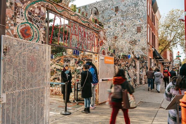 Center City featuring street scenes