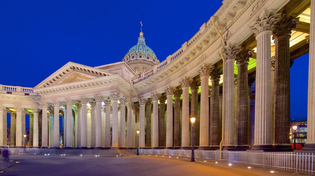 St. Petersburg showing heritage architecture