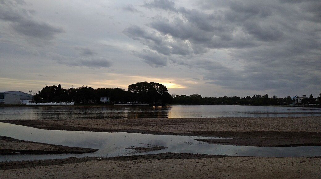 When the river goes down ... painted gold and silver