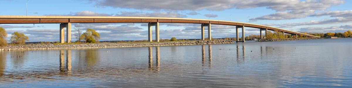 Bridge over the lake