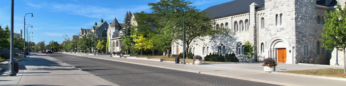 Grant Hall and Street Queen's University, Kingston, Ontario